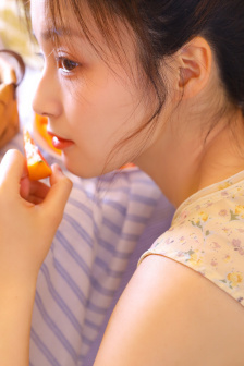 吴启华倚天屠龙记